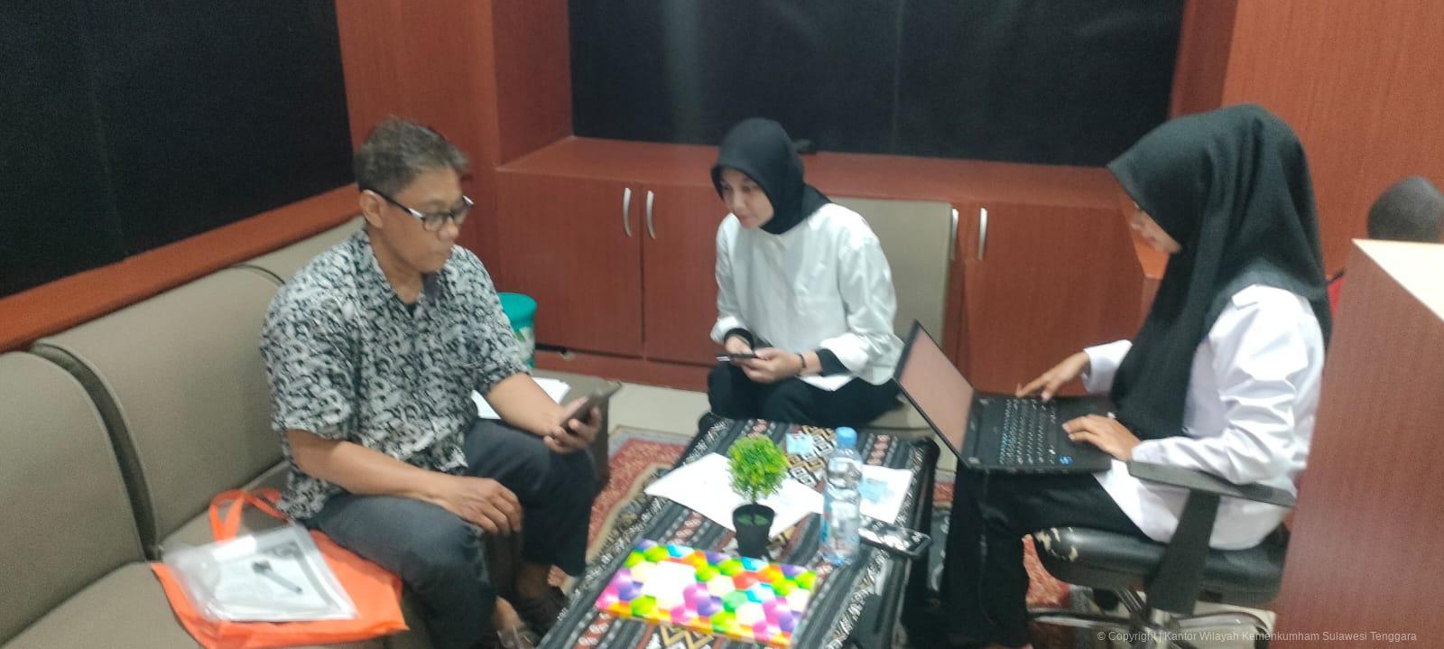 Dukung Pendidikan Internasional, Kanwil Kemenkum Sultra Fasilitasi Pendaftaran 10 Dokumen Apostille