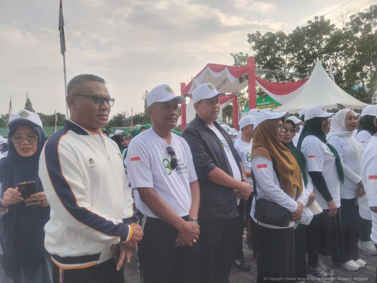 Kanwil Kemenkum Sultra Hadiri Jalan Santai HAB ke-80 Kementerian Agama