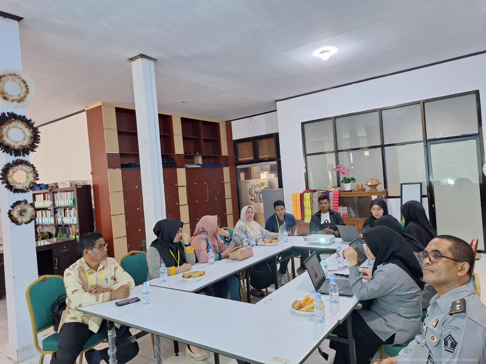 Kanwil Kemenkum Sultra Dampingi Revisi Dokumen Deskripsi Indikasi Geografis Tenun Buton Tengah
