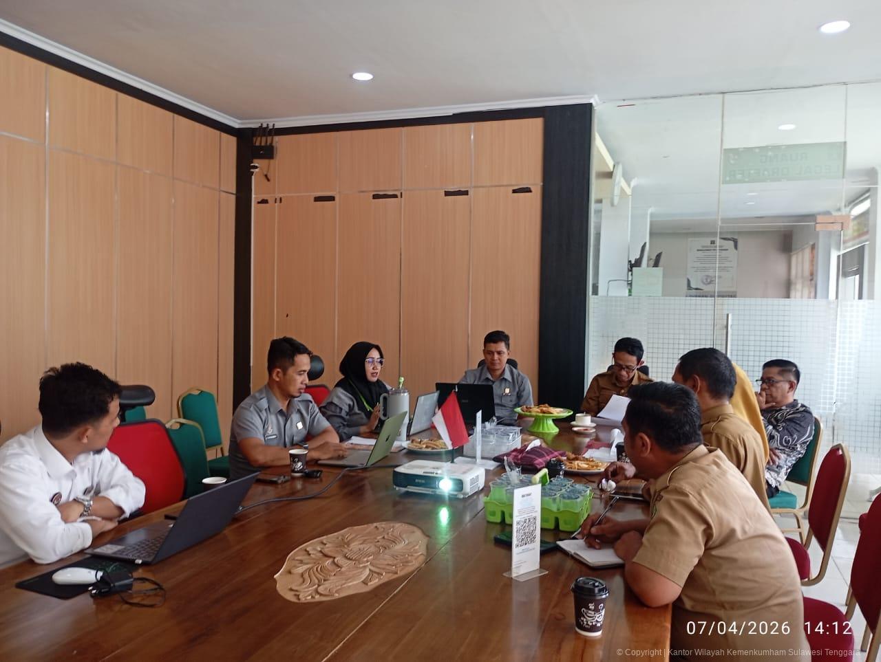 ‎Kanwil Kemenkum Sultra Harmonisasi Raperbup Kolaka Utara tentang Perubahan Perbup Nilai Sewa Reklame